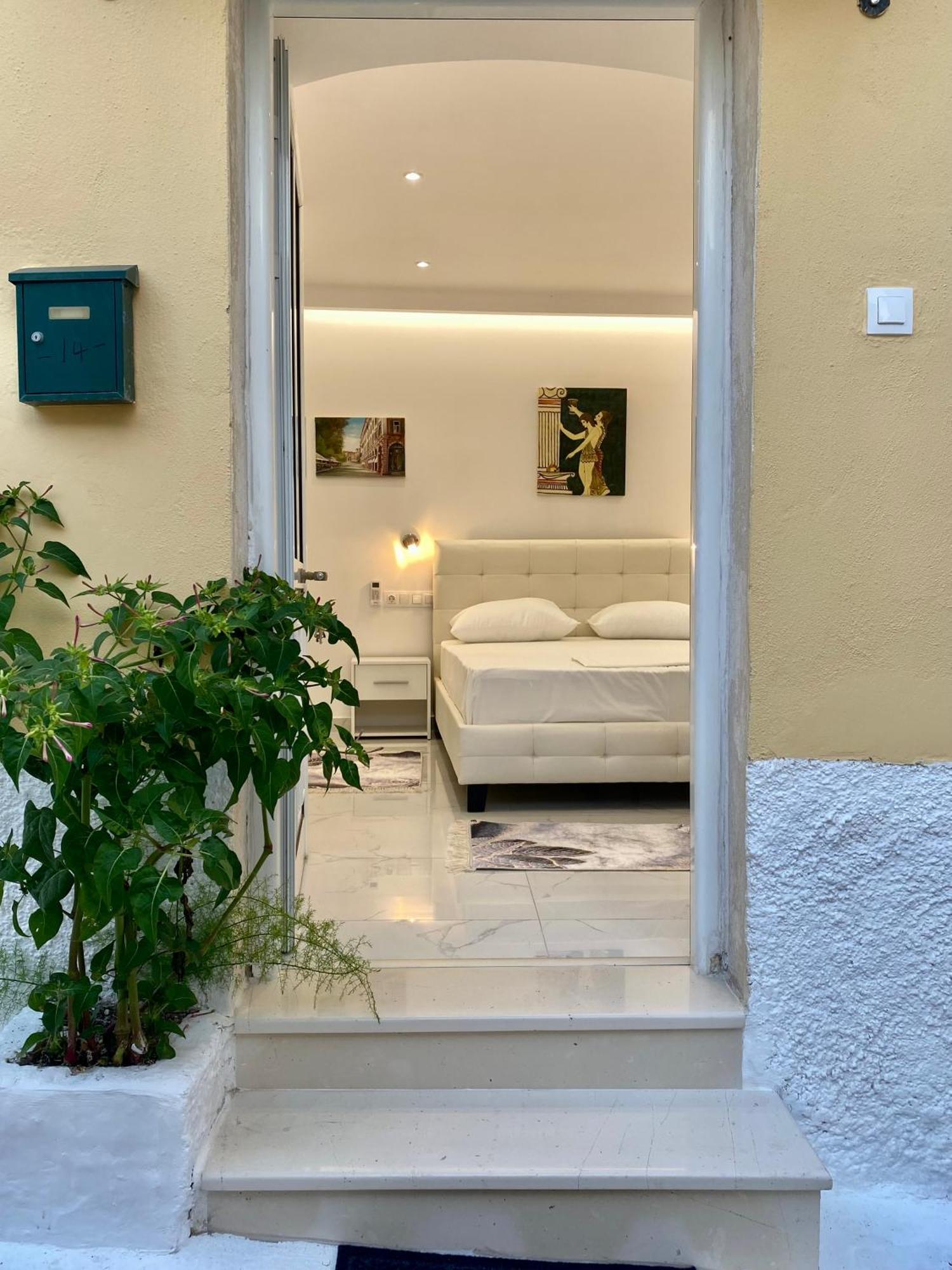 Corfu Port Art Studios 외부 사진