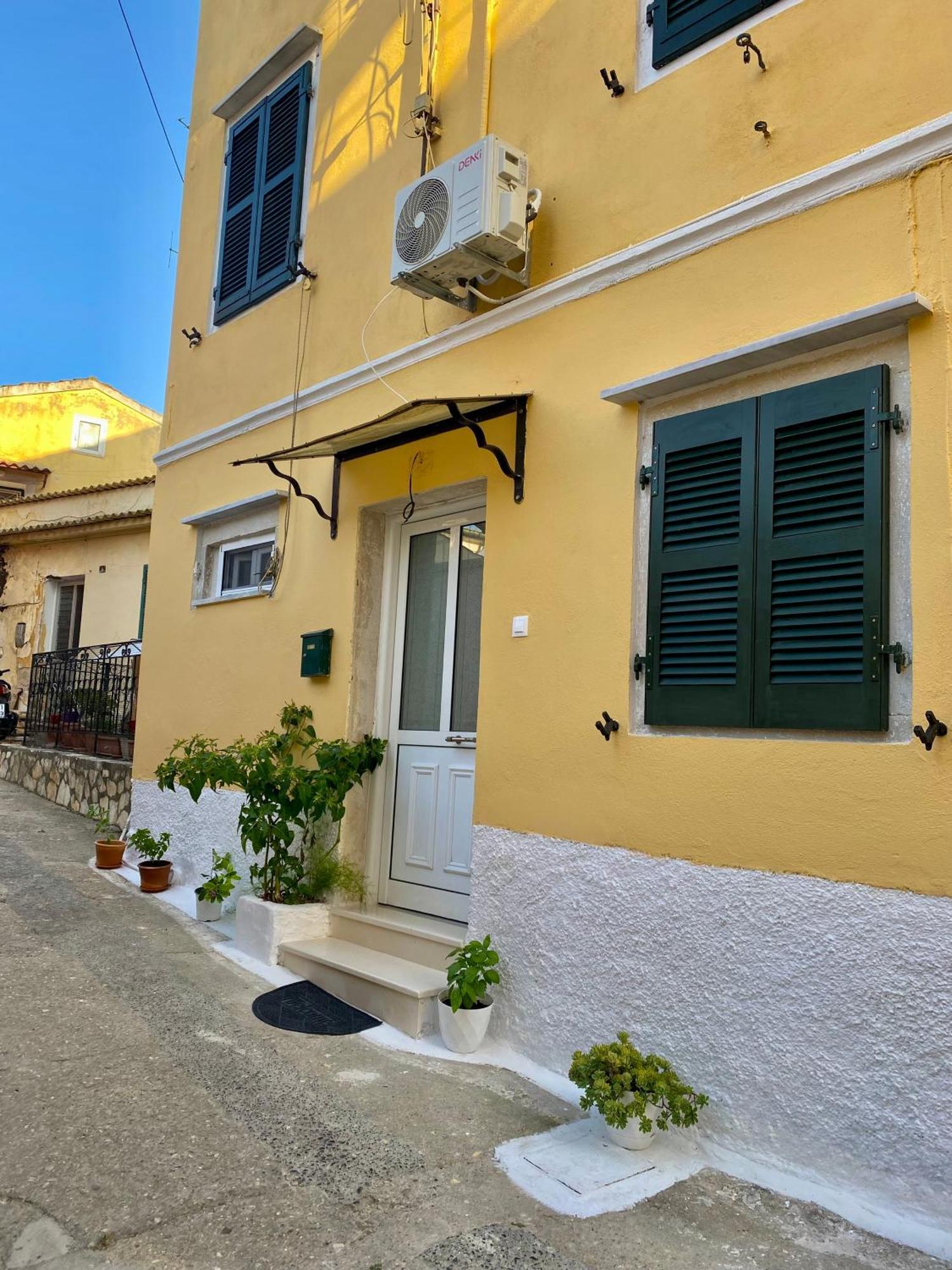Corfu Port Art Studios 외부 사진